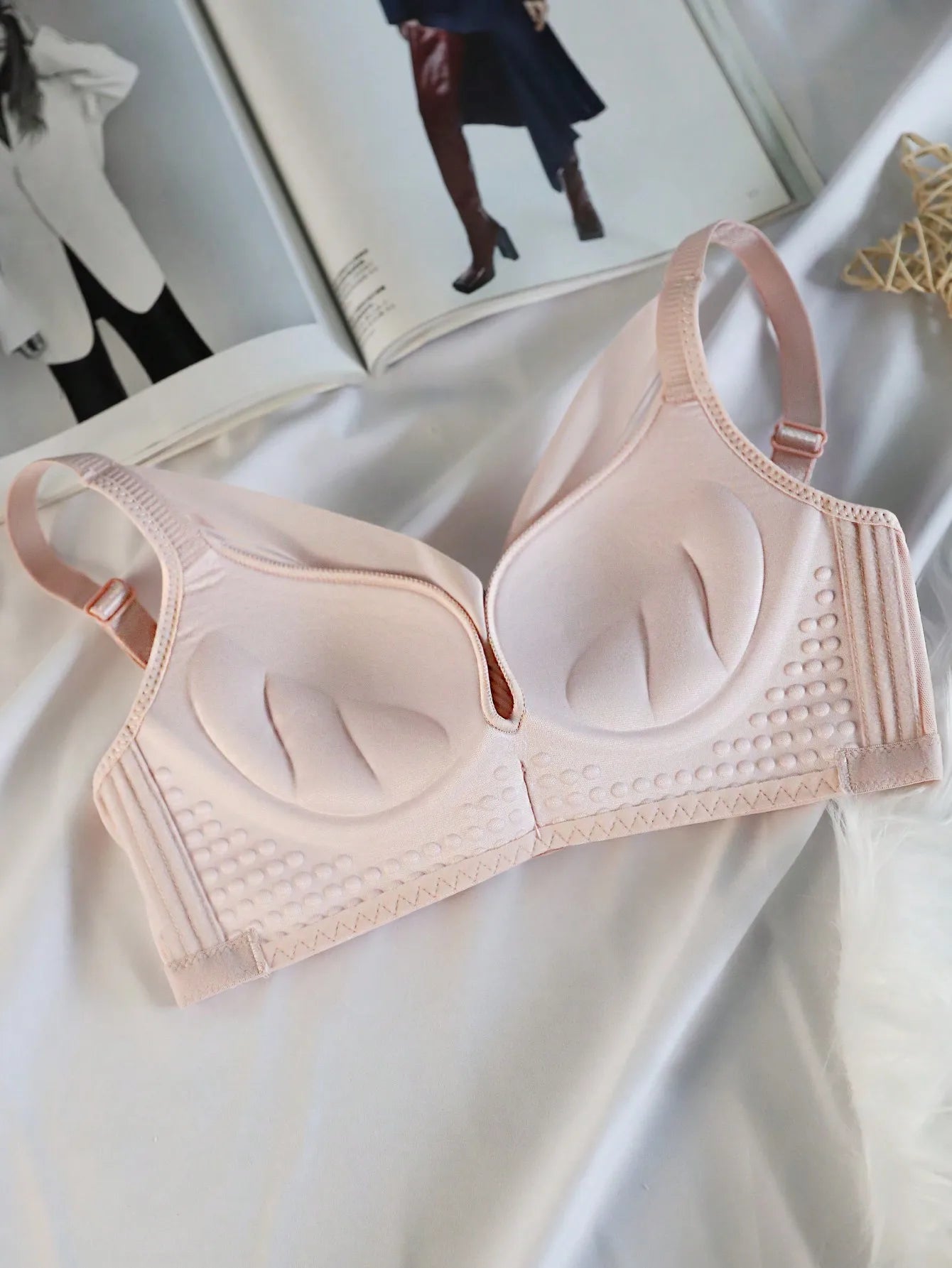 Women's gathering and adjusting bra without steel rims anti sagging bra with double breasts thin and beautiful backless bra