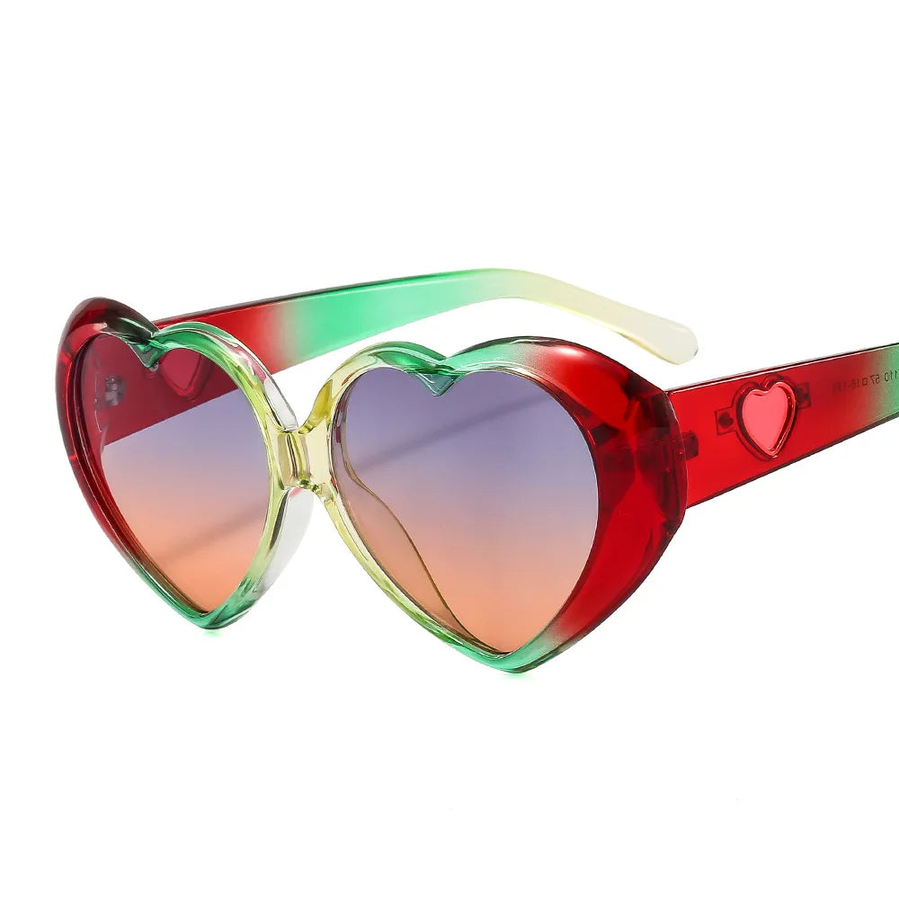 Fashion Ladies Oversized Frame Eyewear New Love Shape Iridescent Shade Luxury Designer Women's Heart Gradient Sunglasses Women
