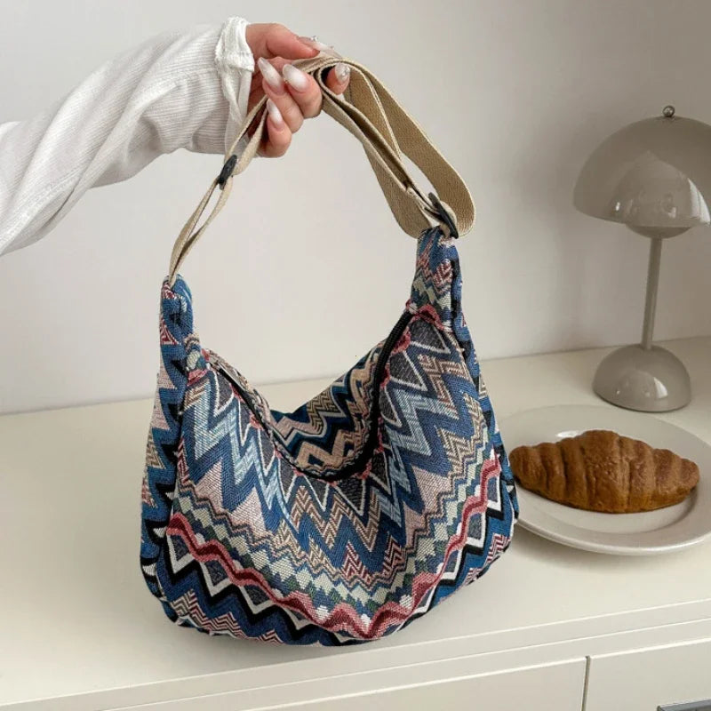 Wave Pattern Design Crossbody Bag for Women New Large Capacity Canvas Shoulder Bag Versatile College Students Dumplings Bag