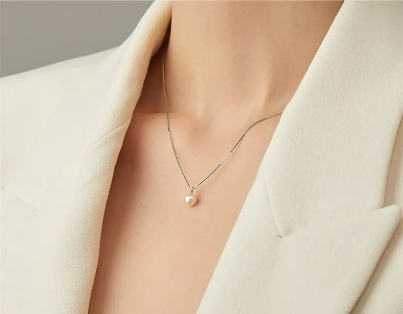 925 Sterling Silver Light Luxury 18k Gold Plating Shell Imitation Pearl Pendant Necklace Women Fashion Clavicle Chain Jewelry