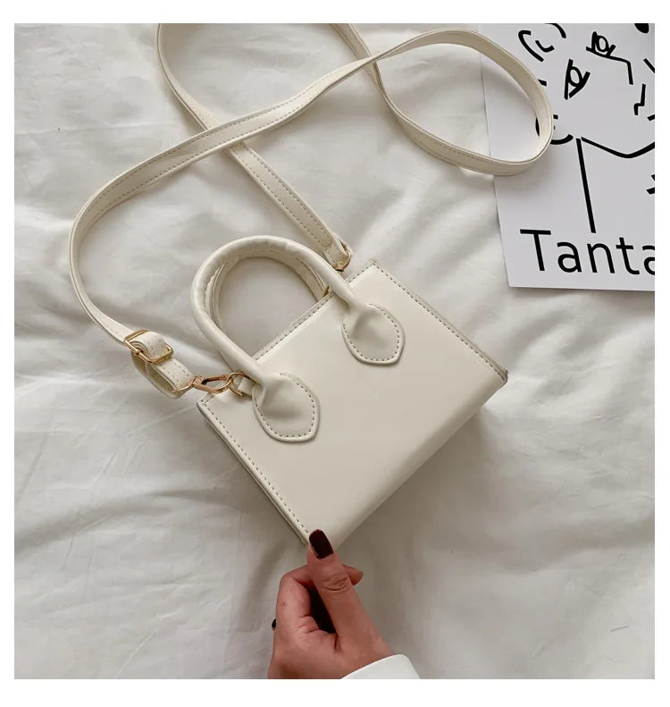 Small Square Bag New Popular Retro Mini Handbag Literary Crowds Shoulder Messenger Female Bag Mini One Shoulder Crossbody Bag