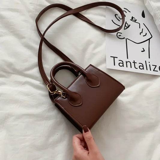 Small Square Bag New Popular Retro Mini Handbag Literary Crowds Shoulder Messenger Female Bag Mini One Shoulder Crossbody Bag